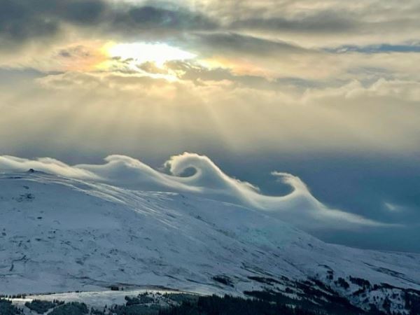 Облака в красках: магия небесного полотна (17 фото)